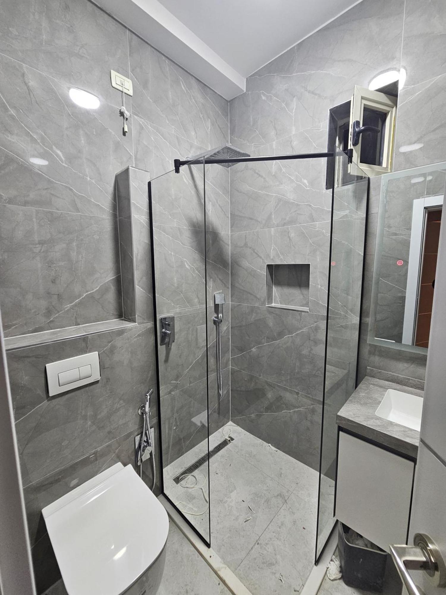 Sky Apartaments City Center Тирана Екстер'єр фото