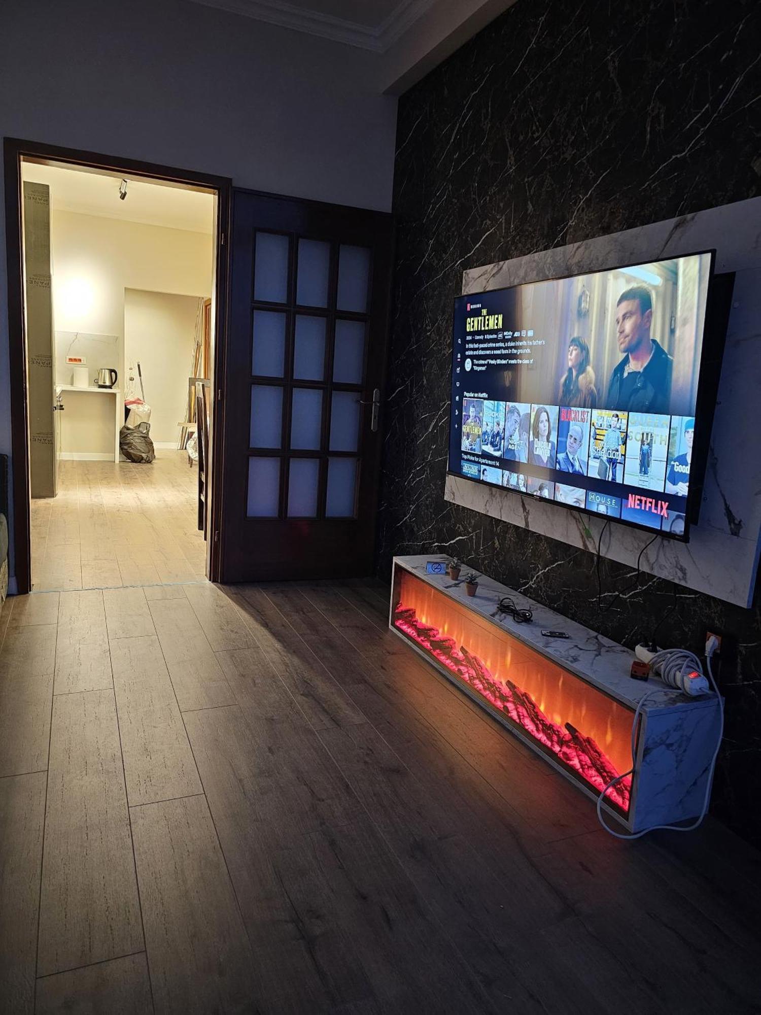 Sky Apartaments City Center Тирана Екстер'єр фото