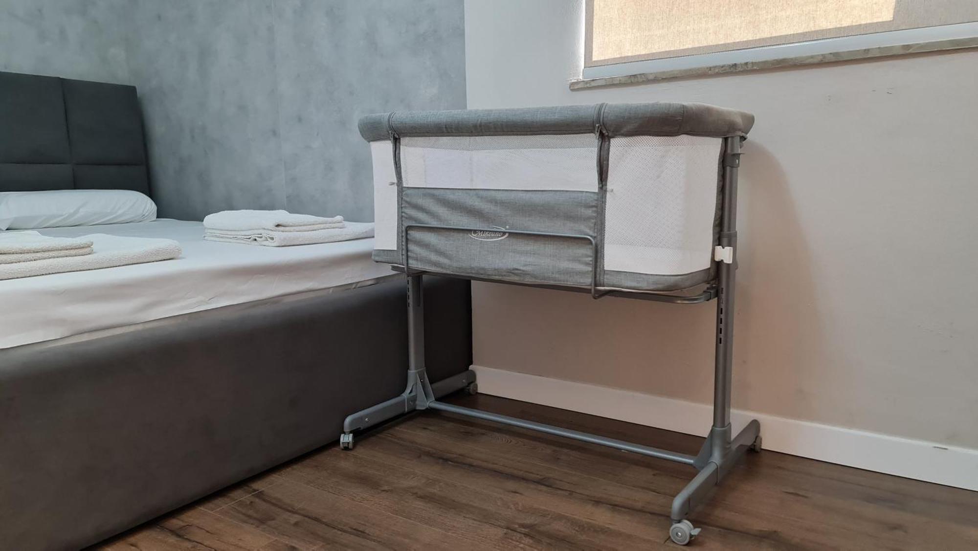 Sky Apartaments City Center Тирана Екстер'єр фото